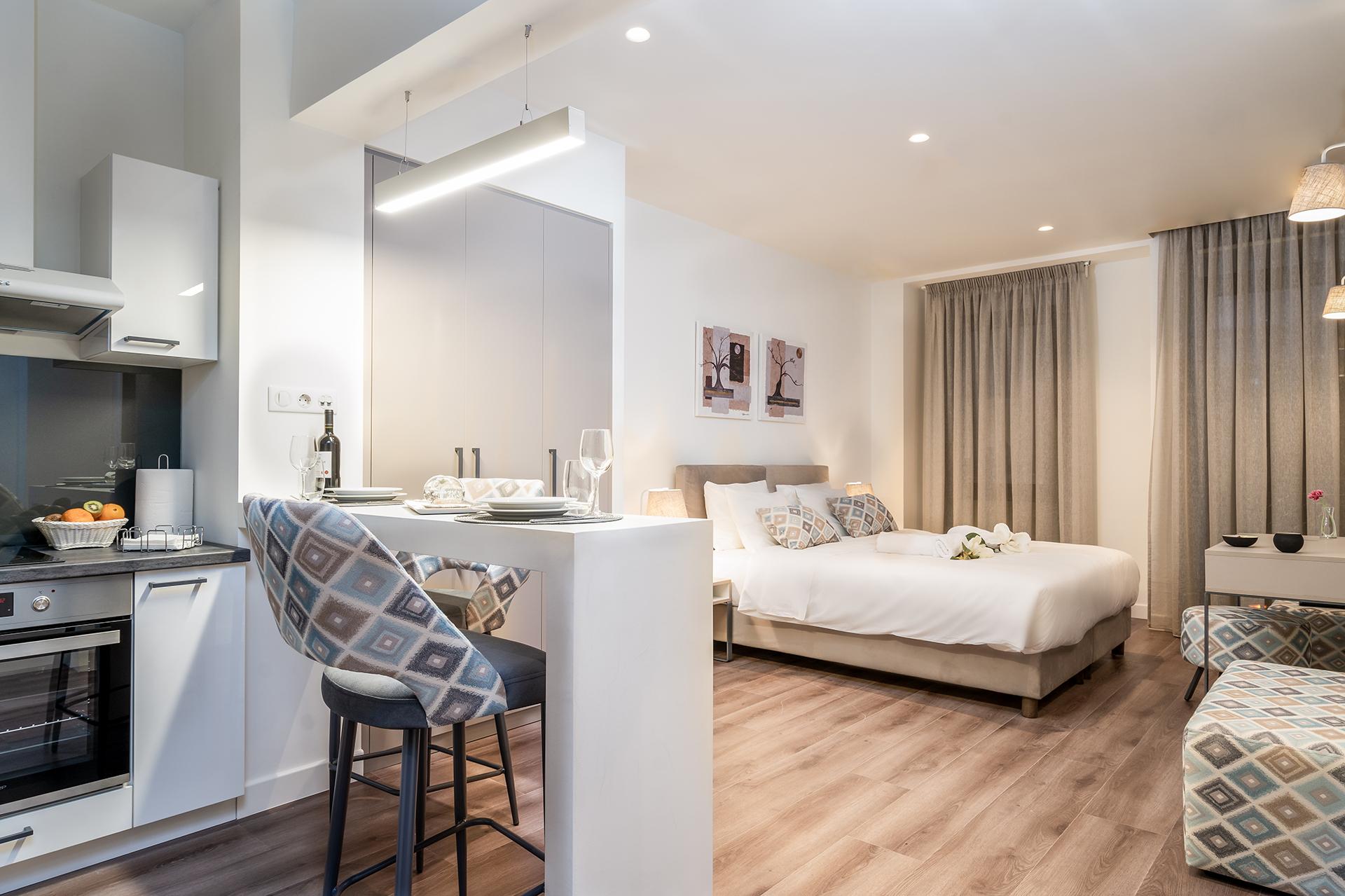Aparthotel Urban Nest - & 4*