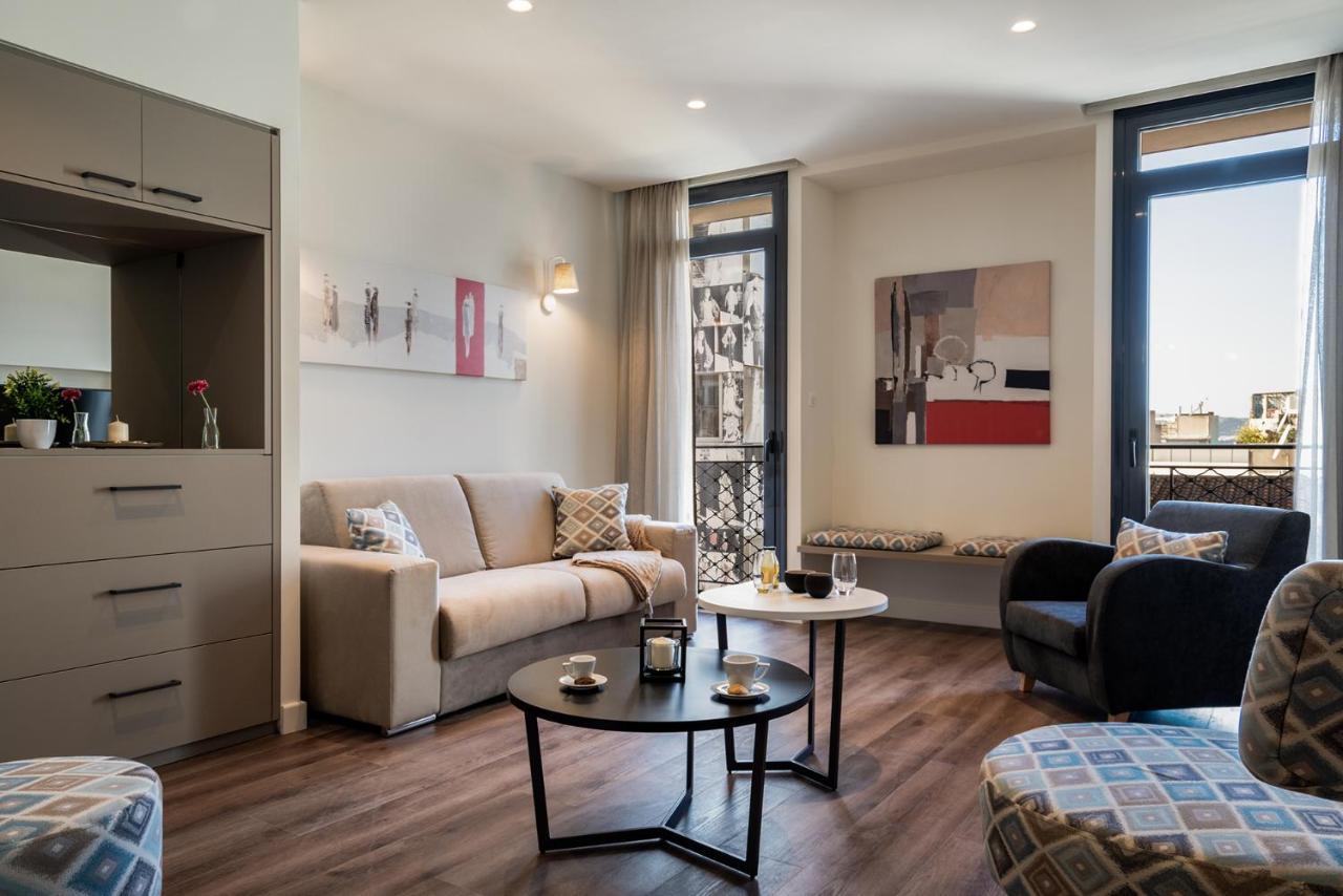 Aparthotel Urban Nest - & 4*