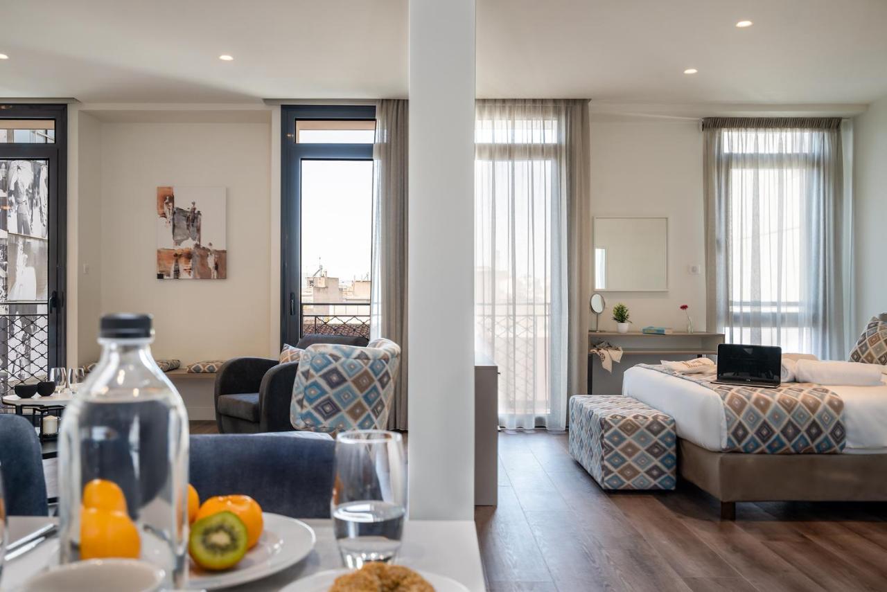 Aparthotel Urban Nest - & 4*